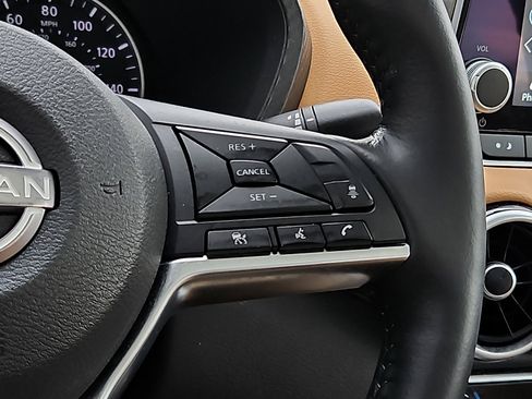 Certified 2025 Nissan Sentra SV w/ SV Premium Package image 21