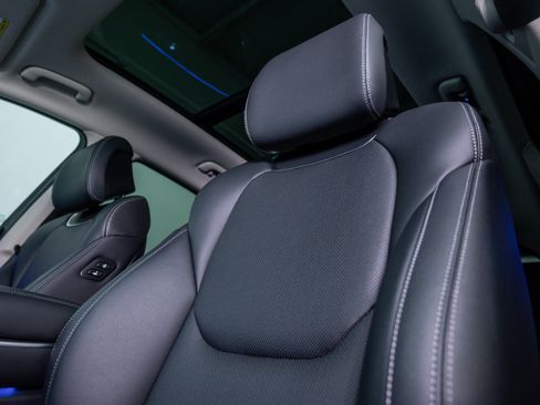 Used 2026 Genesis GV70 2.5T Select image 20