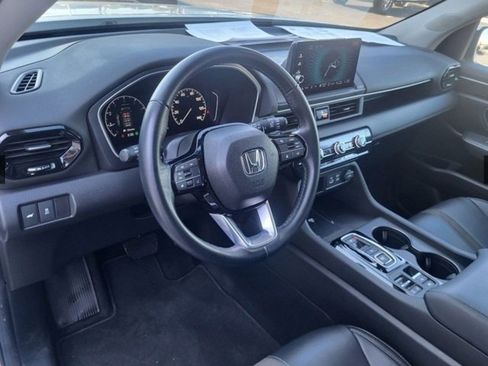 Used 2024 Honda Pilot EX-L image 4