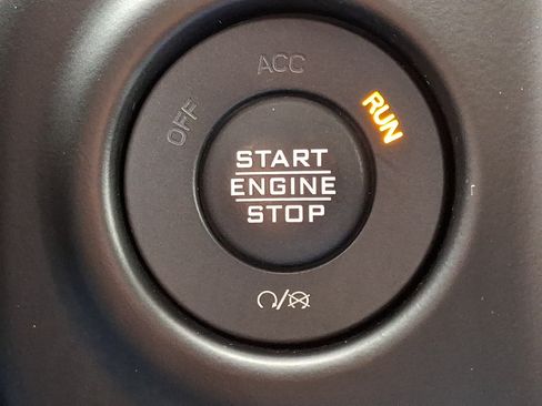 Used 2021 Jeep Wrangler Unlimited Rubicon w/ LED Lighting Group AWD/4WD image 22