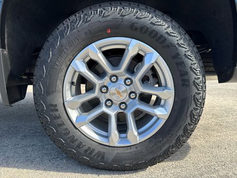 New 2026 Chevrolet Silverado 1500 LT w/ Z71 Off-Road Package image 31
