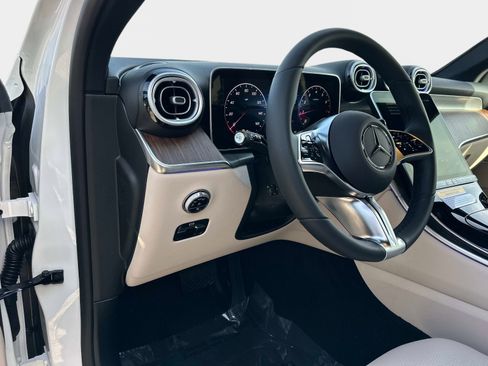 New 2026 Mercedes-Benz GLC 300 image 20