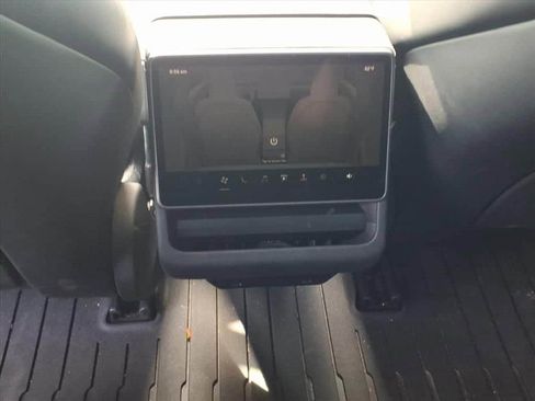 Used 2025 Tesla Model 3 Long Range RWD image 21