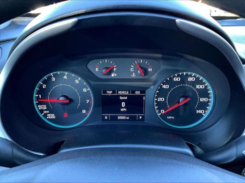 Used 2024 Chevrolet Malibu LT image 25