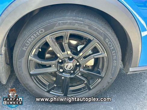 Used 2021 Nissan Kicks SR w/ SR Premium Package image 4