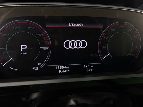 Used 2024 Audi Q8 e-tron Premium Plus w/ Premium Plus Package AWD/4WD image 18