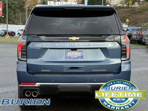 New 2026 Chevrolet Suburban Premier image 4