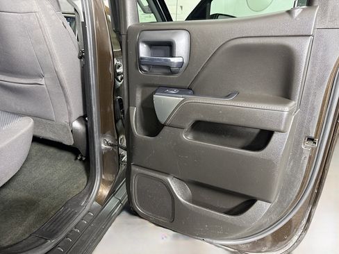 Used 2018 Chevrolet Silverado 1500 LT w/ All Star Edition image 27