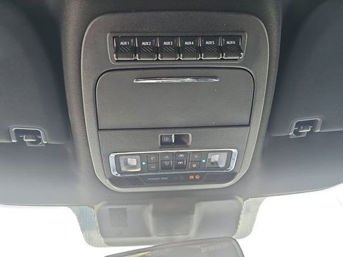 Used 2024 Ford F250 Platinum w/ Tremor Off-Road Package AWD/4WD image 33