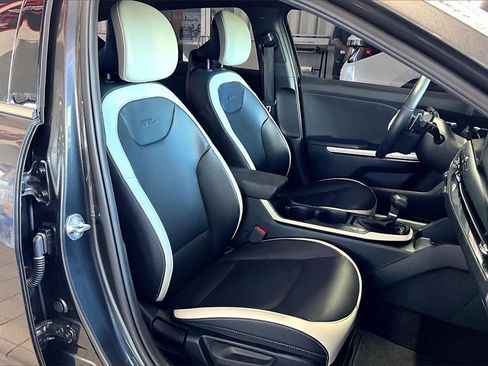 Used 2025 Kia K4 GT-Line Turbo image 23