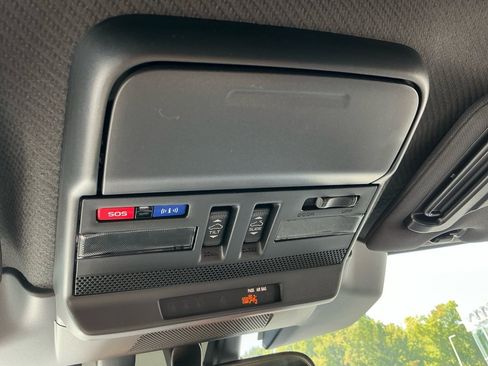 New 2026 Subaru Outback Limited XT AWD/4WD image 33
