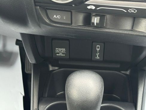 Used 2019 Honda Fit EX image 39