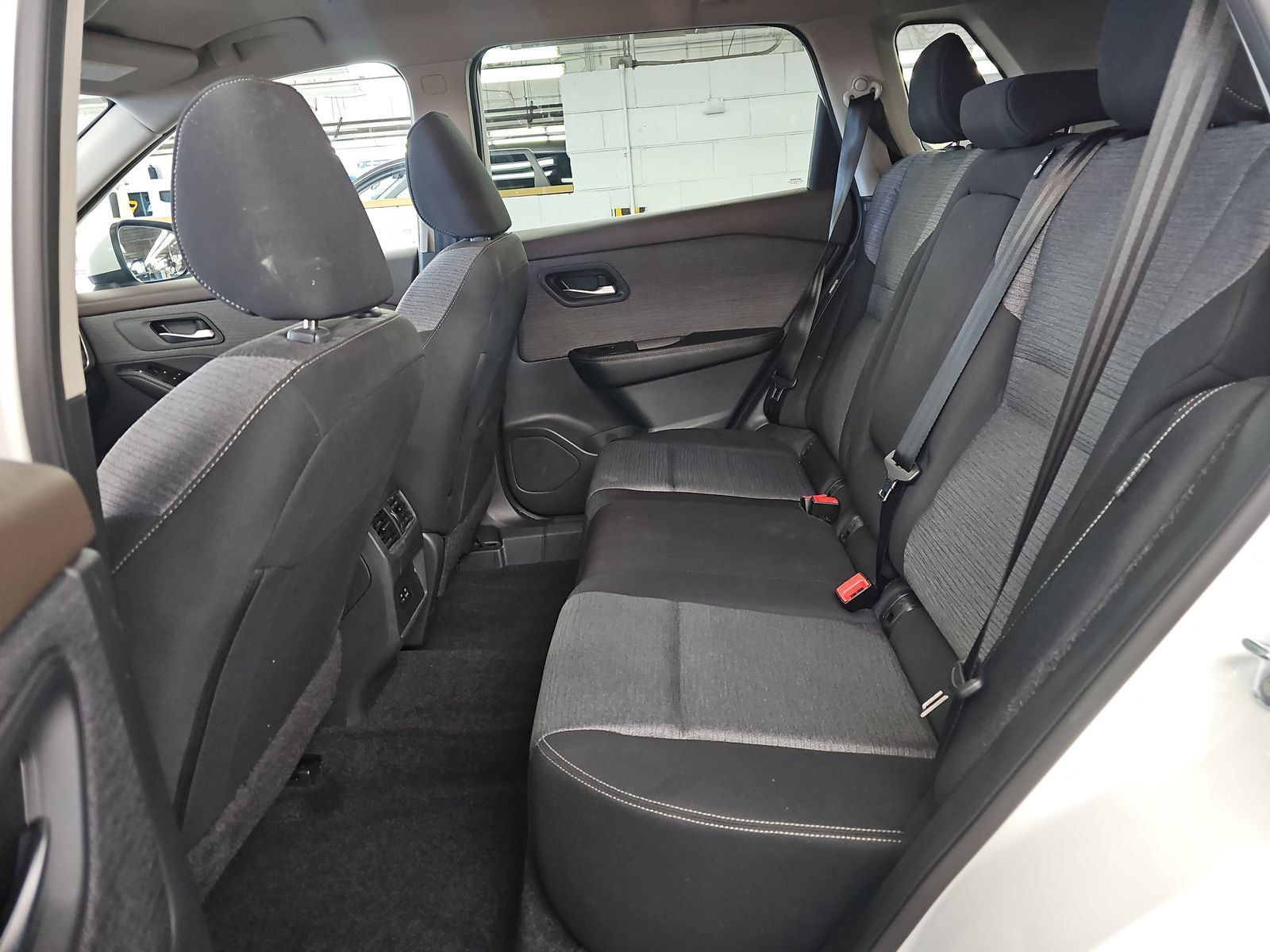 Used 2023 Nissan Murano SL AWD/4WD image 13