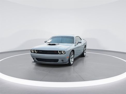 Used 2022 Dodge Challenger R/T w/ Shaker Package image 3