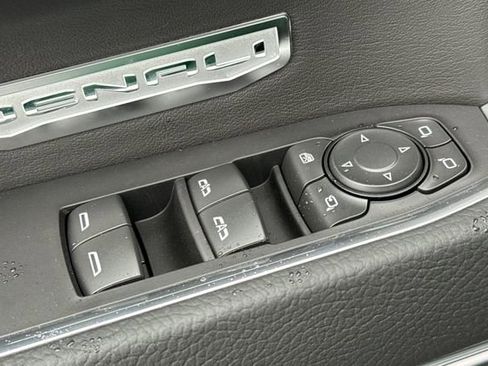 New 2026 GMC Sierra 1500 Denali w/ Denali Reserve Package image 12