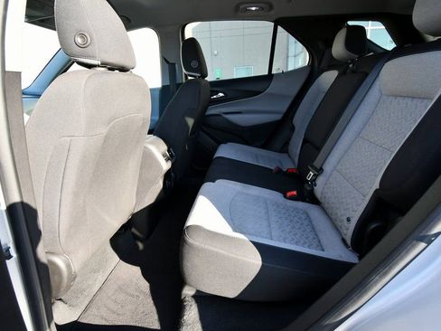 Used 2022 Chevrolet Equinox LT AWD/4WD image 16