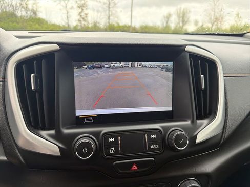 Used 2019 GMC Terrain SLT w/ Preferred Package FWD image 23
