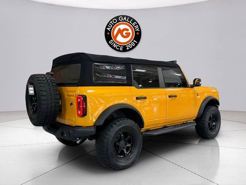 Used 2021 Ford Bronco Badlands image 7