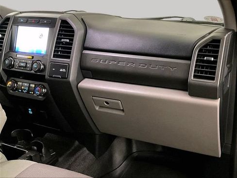 Used 2021 Ford F250 XL w/ STX Appearance Package AWD/4WD image 15
