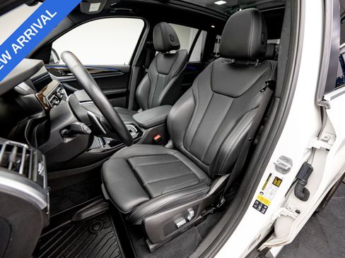 Used 2022 BMW X3 xDrive30i AWD/4WD image 11