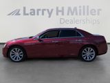 Used 2018 Chrysler 300 Limited image 2