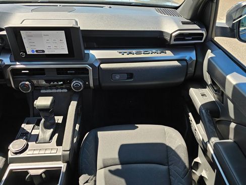Used 2024 Toyota Tacoma SR5 AWD/4WD image 14