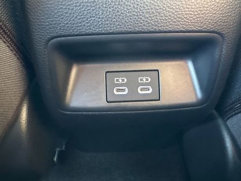 Certified 2024 Toyota Corolla SE image 34