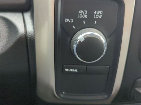 Used 2014 RAM 2500 Big Horn AWD/4WD image 28