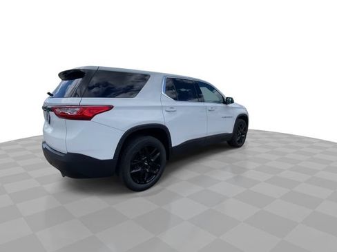 Used 2021 Chevrolet Traverse LS w/ LPO, Blackout Package FWD image 2