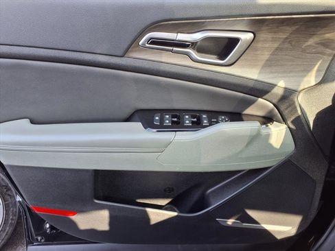 Used 2023 Kia Sportage X-Line w/ X-Line Premium Package image 20