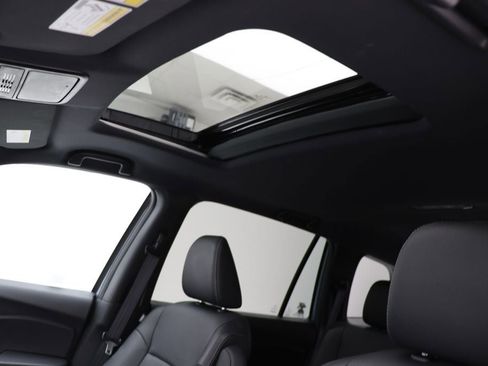 Used 2022 Honda Passport EX-L image 16