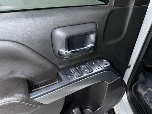 Used 2018 Chevrolet Silverado 1500 LT w/ All Star Edition image 10