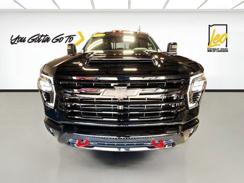 Used 2025 Chevrolet Silverado 2500 LT w/ Trail Boss Package AWD/4WD image 2
