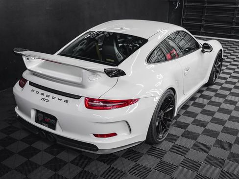 Used 2015 Porsche 911 GT3 RWD image 21