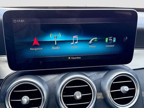 Used 2019 Mercedes-Benz C 300 Sedan w/ Premium Package image 29