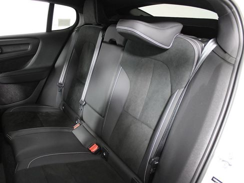 Used 2023 Volvo C40 P8 Recharge Ultimate w/ Protection Package Premier AWD/4WD image 33