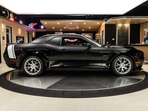Used 2023 Dodge Challenger SRT Hellcat Redeye RWD image 10