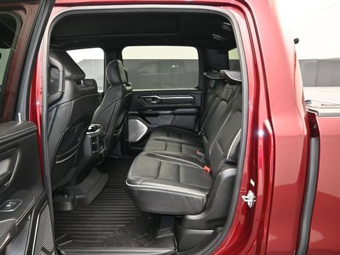 Used 2019 RAM 1500 Limited AWD/4WD image 12