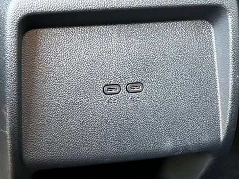 Used 2024 Chevrolet Equinox EV LT FWD image 14