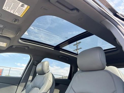 Used 2019 Lincoln Nautilus Reserve image 13