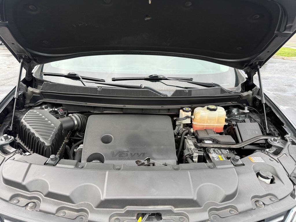 Used 2018 Chevrolet Traverse LT FWD image 31