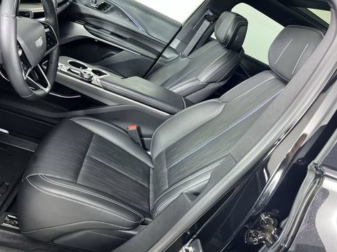 Certified 2024 Cadillac Lyriq Luxury RWD image 20