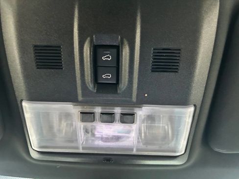 Used 2013 Land Rover Range Rover Sport HSE LUX image 28