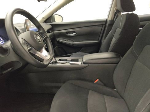 Used 2023 Nissan Sentra SV FWD image 17