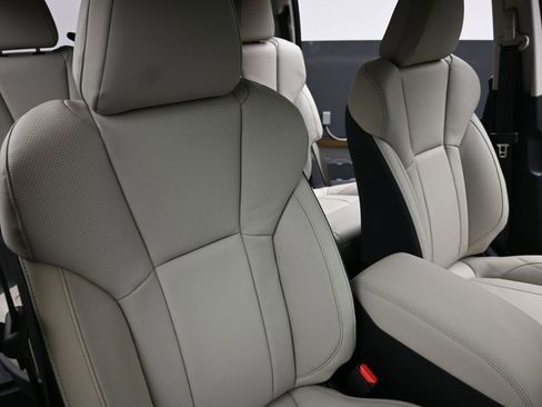 New 2026 Subaru Ascent Limited image 14