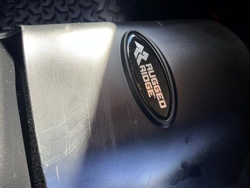 Used 2012 Jeep Wrangler Unlimited Sahara image 30