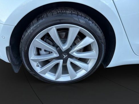 Used 2020 Tesla Model 3 Performance image 23