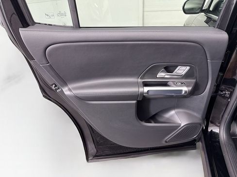 Certified 2025 Mercedes-Benz GLB 250 image 24