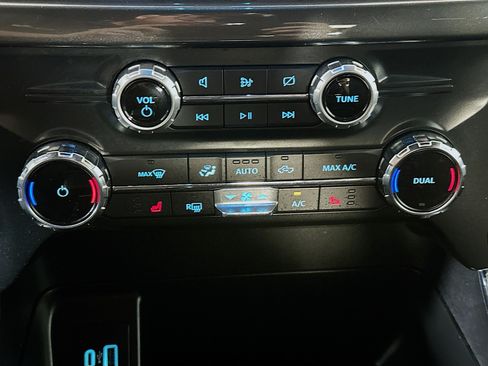 Used 2022 Ford F150 XLT w/ Equipment Group 302A High RWD image 24