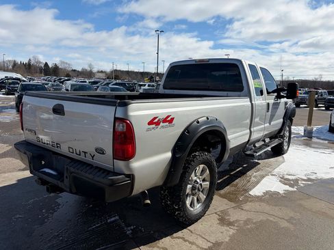 Used 2008 Ford F250 FX4 image 6